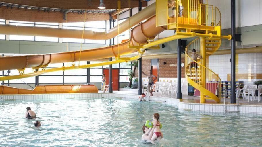 Knus Boomstamhuisje Op De Schatberg - Nabij Toverland Sevenum Eksteriør bilde